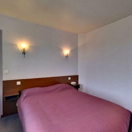 Logis Auberge Des Vieux Chenes Malemort ภายนอก รูปภาพ